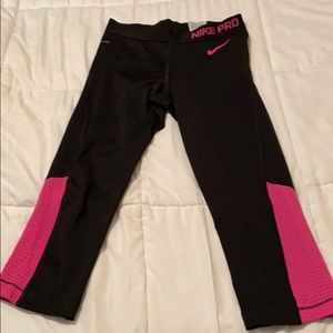 Nike Pro Dri-fit athletic capris